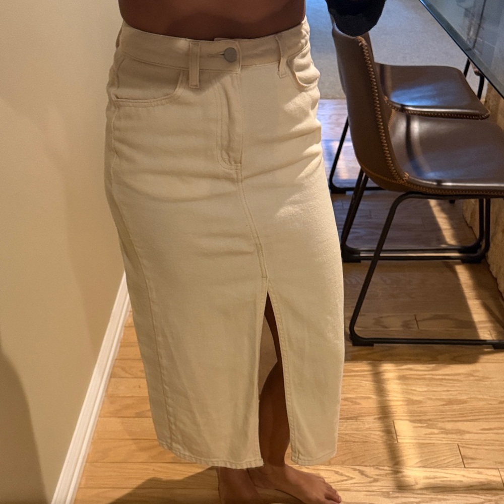 Cream Denim Slit Skirt